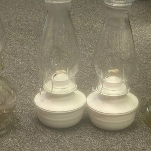 2 Vintage metal oil lamps